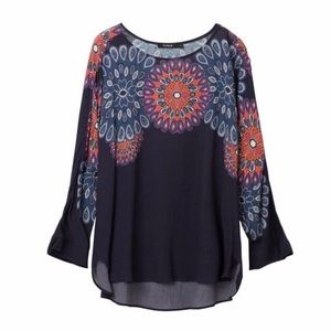 NWT $96 Desigual BOHO Top & ⁉️🎁!